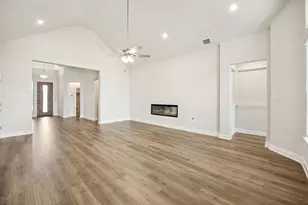 7717 Sheaves Trl, Joshua, TX 76058 - Photo 4