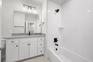 4615 Hawks Trl, Little Elm, TX 75068 - Photo 16