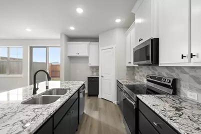 4615 Hawks Trail, Little Elm, TX 75068 - Photo 10