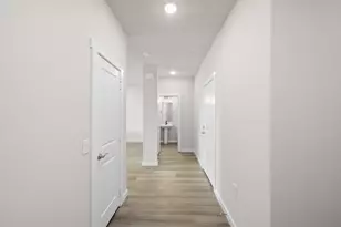 4615 Hawks Trl, Little Elm, TX 75068 - Photo 4