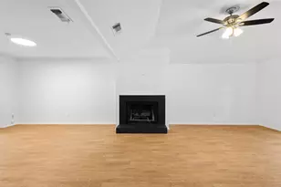 2806 Spring Valley Dr, Bedford, TX 76021 - Photo 20