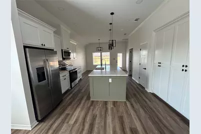 1503 W 6th Street, McGregor, TX 76657 - Photo 6