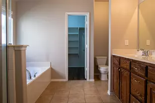 2001 Eagle Lake Dr, Forney, TX 75126 - Photo 12