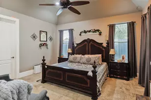 209 N Wickham St, Alvord, TX 76225 - Photo 4