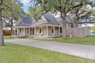 209 N Wickham St, Alvord, TX 76225 - Photo 1