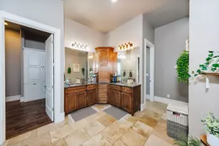 209 N Wickham St, Alvord, TX 76225 - Photo 14