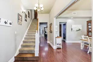 209 N Wickham St, Alvord, TX 76225 - Photo 6