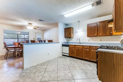 1513 Spicewood Drive, Mesquite, TX 75181 - Photo 6