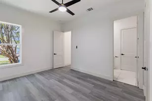 1008 W Walker St, Denison, TX 75020 - Photo 6