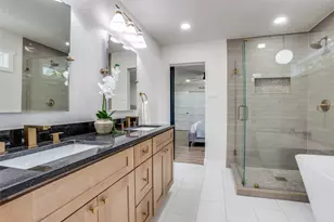 237 Easton Rd, Dallas, TX 75218 - Photo 10