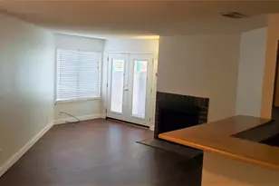 2304 Balsam Dr, Arlington, TX 76006 - Photo 2