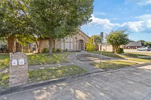 204 Trinity Dr, Lancaster, TX 75146 - Photo 10