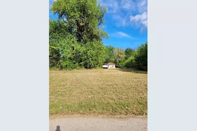 606 NE 1st, Paris, TX 75460 - Photo 1