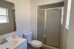 3717 Swallow Ln, Irving, TX 75062 - Photo 8