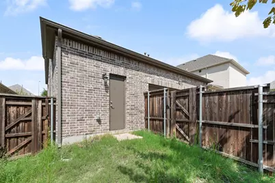 8234 Zoysia Lane, Dallas, TX 75252 - Photo 32