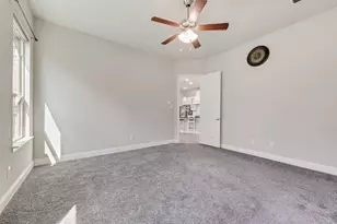 8234 Zoysia Ln, Dallas, TX 75252 - Photo 20