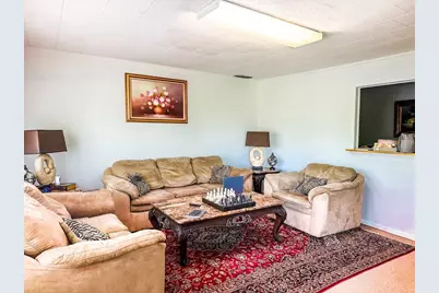 552 E Commerce Street, Fairfield, TX 75840 - Photo 2