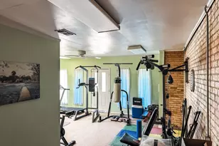 552 E Commerce St, Fairfield, TX 75840 - Photo 16