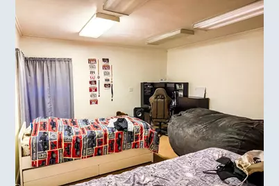 552 E Commerce Street, Fairfield, TX 75840 - Photo 12