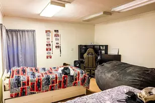 552 E Commerce St, Fairfield, TX 75840 - Photo 12