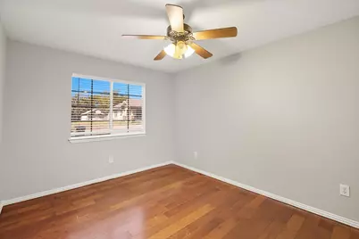 1909 May Street, Fort Worth, TX 76110 - Photo 12