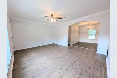 1807 Buck Street, Gainesville, TX 76240 - Photo 12