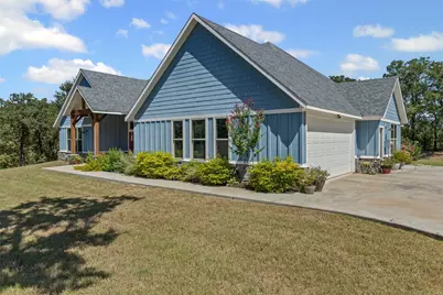 310 Oak Creek Court, Springtown, TX 76082 - Photo 8