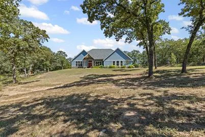 310 Oak Creek Court, Springtown, TX 76082 - Photo 6