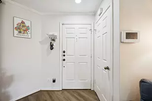 16301 Ledgemont Ln, Addison, TX 75001 - Photo 6