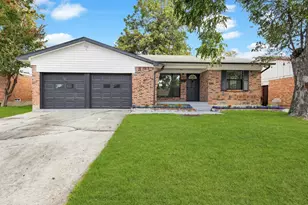 4009 Sweetbriar Dr, Garland, TX 75042 - Photo 2