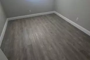 1016 Mulkey Ln, Denton, TX 76209 - Photo 4