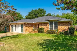 1875 Larkspur Dr, Arlington, TX 76013 - Photo 2