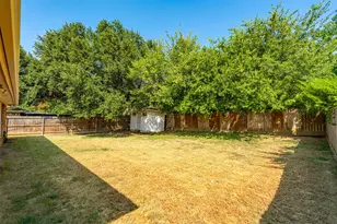 1875 Larkspur Dr, Arlington, TX 76013 - Photo 26