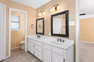 1875 Larkspur Dr, Arlington, TX 76013 - Photo 20