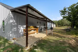 335 Ponderosa St, Bowie, TX 76230 - Photo 36