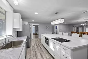 335 Ponderosa St, Bowie, TX 76230 - Photo 10