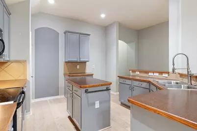 1340 Constance Drive, Fort Worth, TX 76131 - Photo 10