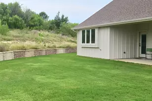 3695 Beacon Lake Dr, Bluff Dale, TX 76433 - Photo 2