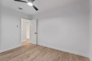 610 Betsy Ross Dr, Arlington, TX 76002 - Photo 24