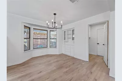 610 Betsy Ross Drive, Arlington, TX 76002 - Photo 4