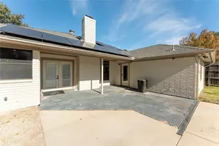 610 Betsy Ross Dr, Arlington, TX 76002 - Photo 10