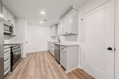 206 E Avenue G, Valley Mills, TX 76689 - Photo 6