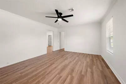 206 E Avenue G, Valley Mills, TX 76689 - Photo 8