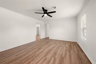 206 E Ave G, Valley Mills, TX 76689 - Photo 8