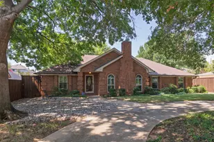 6505 Parkway Ave, North Richland Hills, TX 76182 - Photo 2