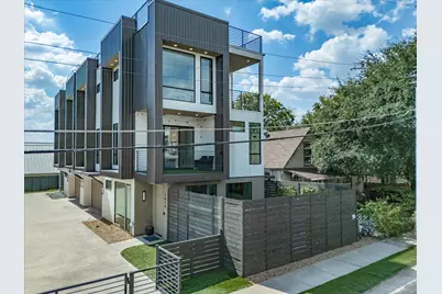 1010 Mobile Street, Dallas, TX 75208 - Photo 1