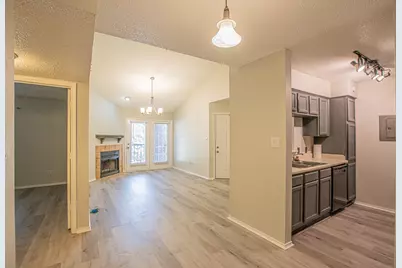 3209 Donnelly Circle #104, Fort Worth, TX 76107 - Photo 10