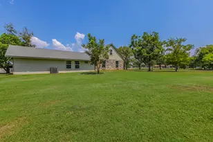 768 Elmwood Dr, Woodway, TX 76712 - Photo 20