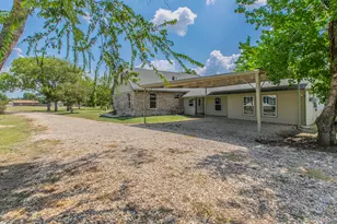 768 Elmwood Dr, Woodway, TX 76712 - Photo 18