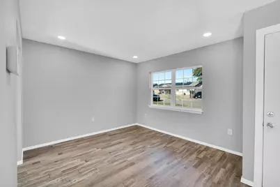 3450 Silverhill Drive, Dallas, TX 75241 - Photo 4